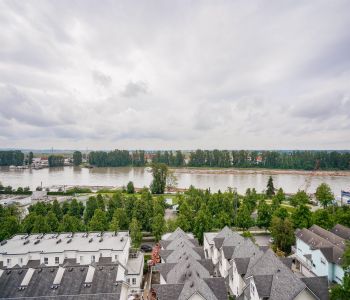 MLS# R2853320