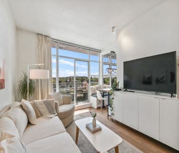MLS# R2877522