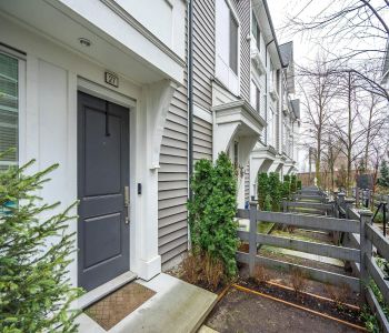 MLS# R2881080