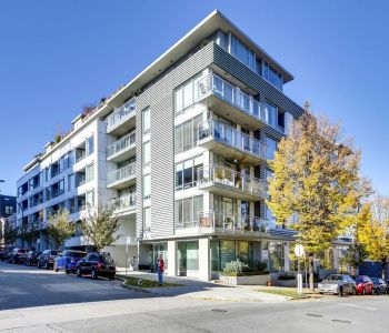 MLS# R2882667