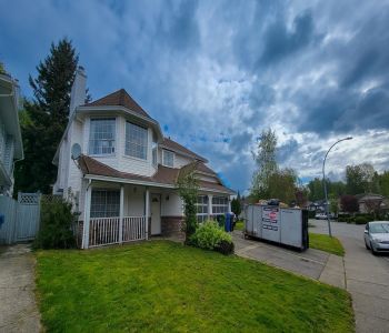 MLS# R2883351
