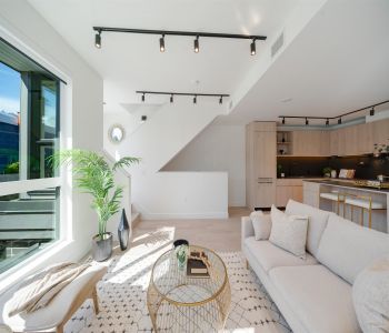 MLS# R2883431