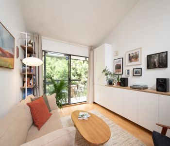 MLS# R2884825