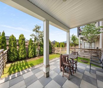 MLS# R2887084