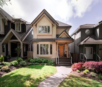 MLS# R2887400