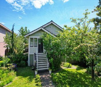 MLS# R2888524