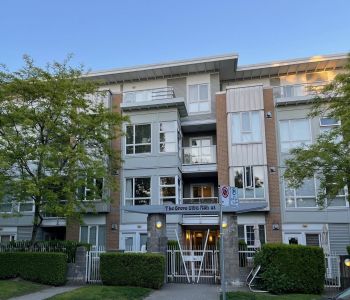 MLS# R2889004