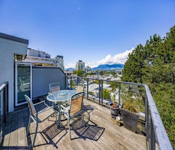 MLS# R2889510