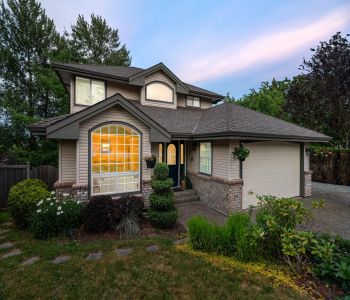 MLS# R2889909