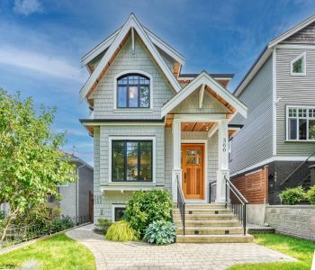 MLS# R2893044
